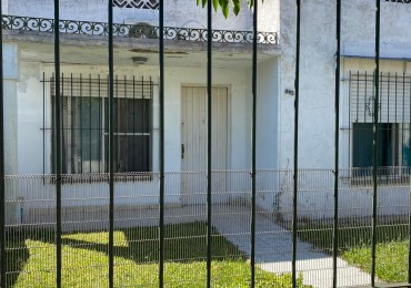 CASA 4 AMBIENTES EN VENTA - Jose C. Paz