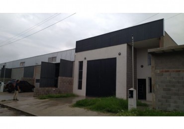 Venta Galpon comercial a metros Au. Cordoba- Villa Maria