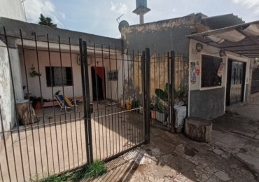 CASA EN VENTA 6 AMB EN CUARTEL V, MORENO