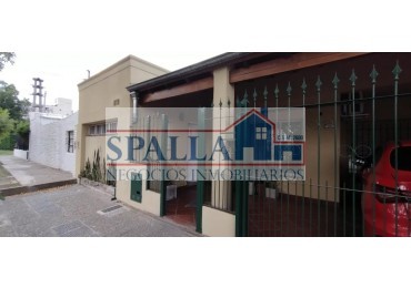 VENTA CASA PILAR CENTRO 5 AMBIENTES -ACEPTA PERMUTA - APTO CREDITO