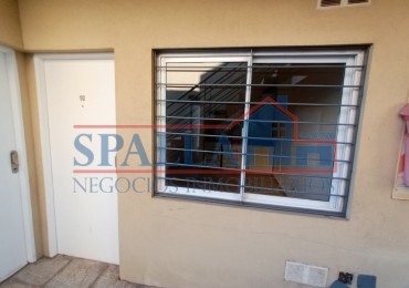 ALQUILER DE  DEPARTAMENTO DOS AMBIENTES CON COHERA CUBIERTA , EXCELENTE UBICACION EN SAN MIGUEL