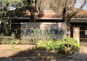 ESPECTACULAR CHALET Y DPTO 3 AMB EN BELLO HORIZONTE!!!!