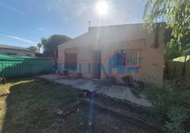 VENTA CASA 3 AMBIENTES MANZANARES PILAR