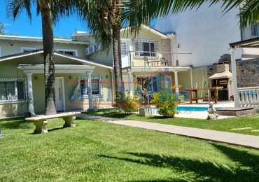 Casa 4 Ambientes con Piscina, 3 Suites y Garage Excelente Ubicacion en Pilar