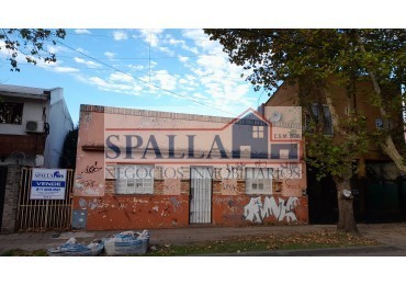 VENTA CASA 3 AMBIENTES EN PILAR CENTRO CON LOTE GRANDE -ZONIFICACION UR 1 - IDEAL DESARROLLO